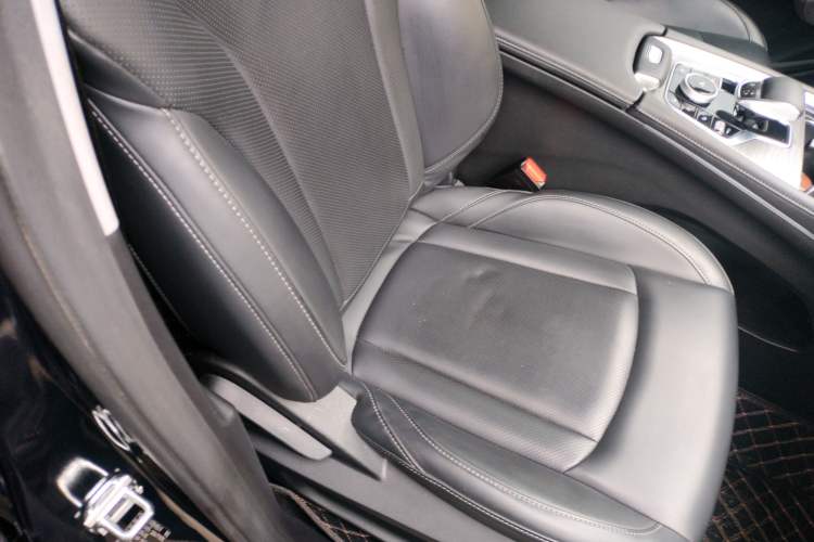 Used Chery Tiggo 8 PRO 2024 Champion Edition 290T Two-Wheel Drive Shining Version 5 Seats Right Front Seat