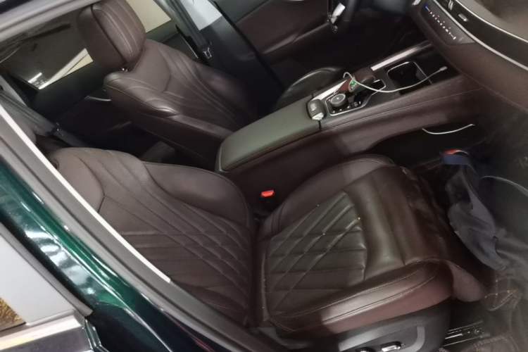 Used Chery Tiggo 8 PRO 2024 Champion Edition 290T Two-Wheel Drive Peak Version 5 Seats Right Front Seat