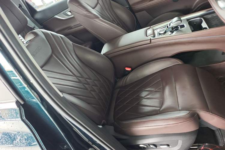 Used Chery Tiggo 8 PRO 2024 Champion Edition 290T Two-Wheel Drive Peak Version 7 Seats Right Front Seat