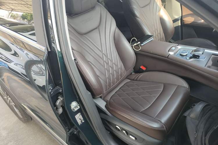 Used Chery Tiggo 8 PRO 2024 Champion Edition 390T Two-Wheel Drive Peak Version 5 Seats Right Front Seat