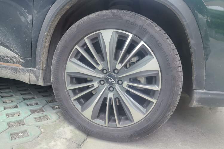 Used Chery Tiggo 8 PRO 2024 Champion Edition 390T Two-Wheel Drive Peak Version 5 Seats Right Front Wheel Hub