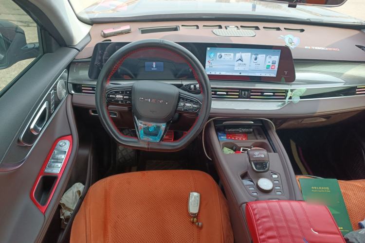 Used Chery Tiggo 8 PRO 2024 Champion Edition 390T Two-Wheel Drive Peak Version 5 Seats Steering Wheel