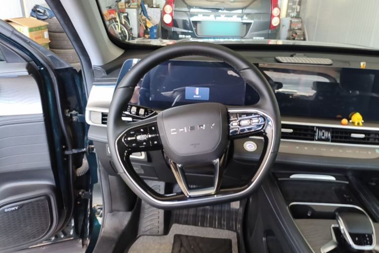 Used Chery Tiggo 8 PRO 2024 Champion Edition 290T Two-Wheel Drive Shining Version 5 Seats Steering Wheel