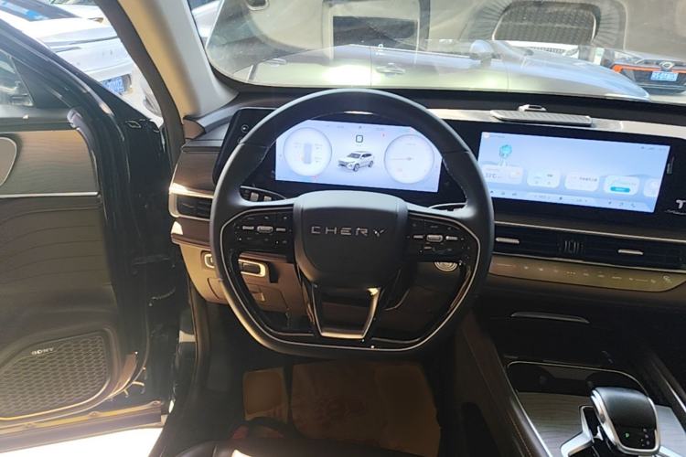 Used Chery Tiggo 8 PRO 2024 Champion Edition 290T Two-Wheel Drive Peak Version 7 Seats Steering Wheel