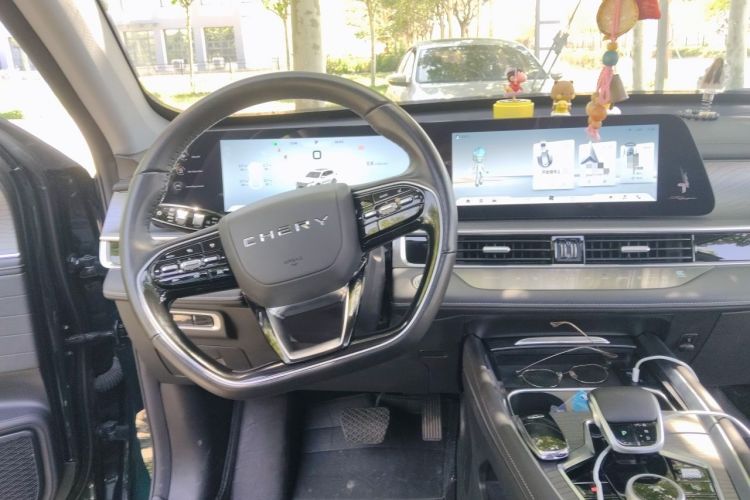 Used Chery Tiggo 8 PRO 2024 Champion Edition 290T Two-Wheel Drive Shining Version 5 Seats Steering Wheel