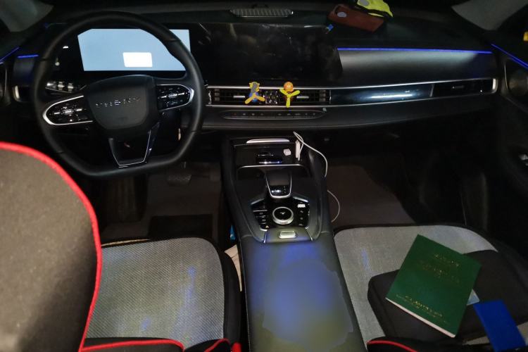 Used Chery Tiggo 8 PRO 2024 Champion Edition 290T Two-Wheel Drive High-Gloss Version 7 Seats Center Console