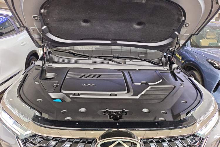 Used Chery Tiggo 8 PRO 2024 Champion Edition 290T Two-Wheel Drive Peak Version 7 Seats Engine Bay
