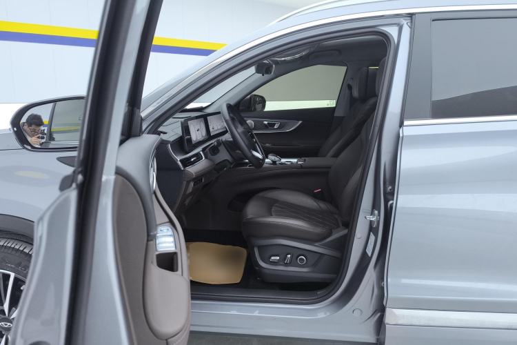 Used Chery Tiggo 8 PRO 2024 Champion Edition 290T Two-Wheel Drive Peak Version 7 Seats Left Front Seat