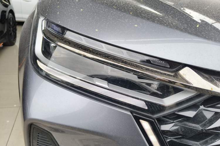 Used Chery Tiggo 8 PRO 2024 Champion Edition 290T Two-Wheel Drive Peak Version 7 Seats Right Front Headlight
