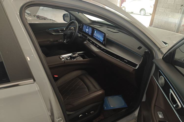 Used Chery Tiggo 8 PRO 2024 Champion Edition 290T Two-Wheel Drive Peak Version 5 Seats Right Front Seat