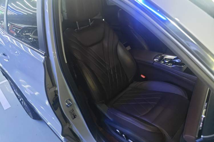 Used Chery Tiggo 8 PRO 2024 Champion Edition 290T Two-Wheel Drive Peak Version 5 Seats Right Front Seat