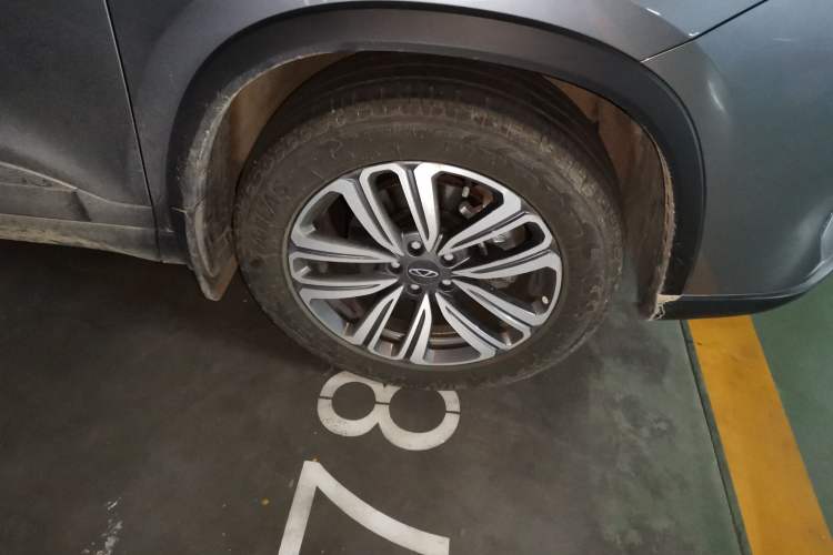 Used Chery Tiggo 8 PRO 2024 Champion Edition 290T Two-Wheel Drive High-Gloss Version 7 Seats Right Front Wheel Hub