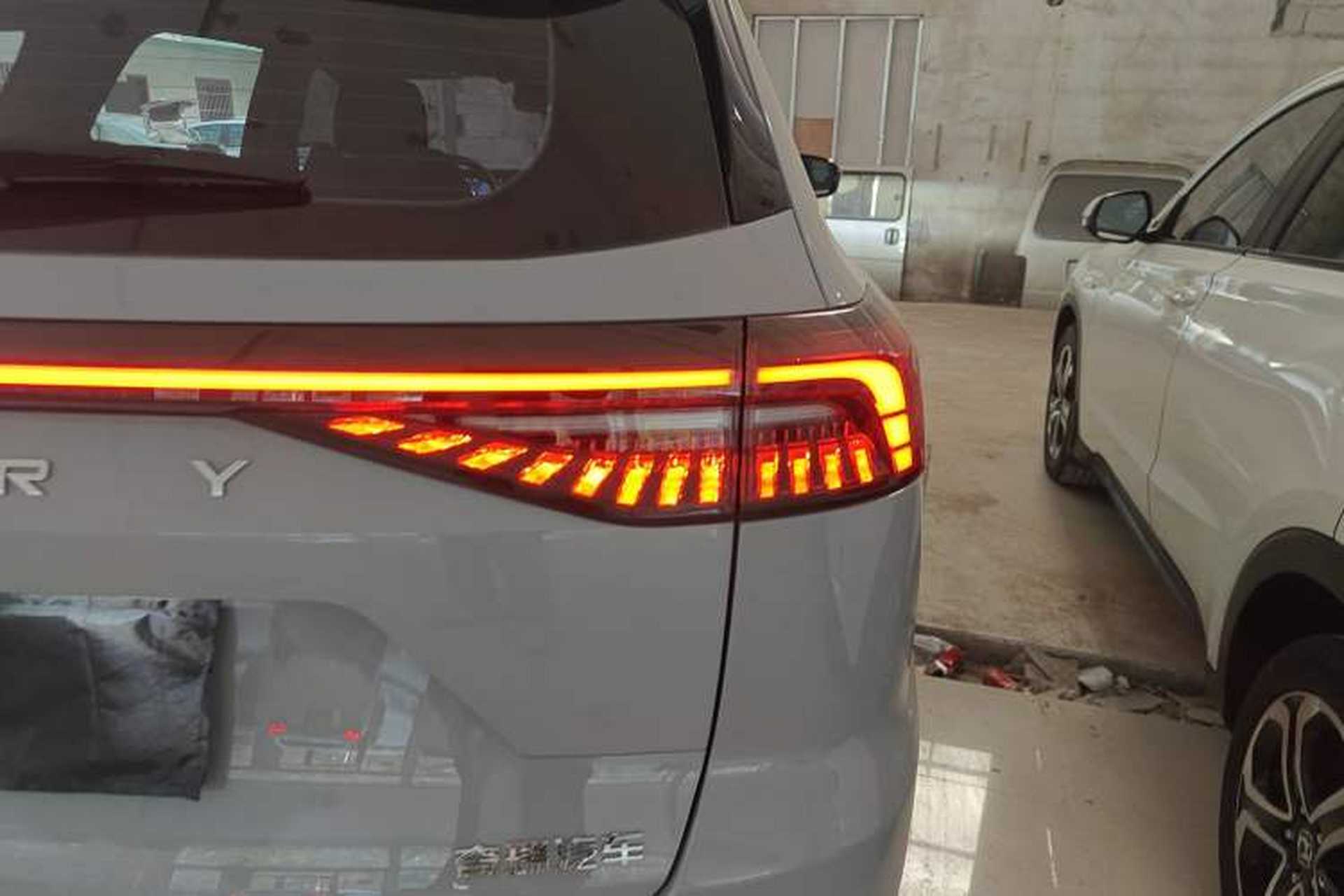 Used Chery Tiggo 8 PRO 2024 Champion Edition 290T Two-Wheel Drive Peak Version 5 Seats Right Rear Taillight
