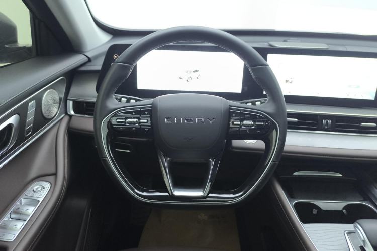 Used Chery Tiggo 8 PRO 2024 Champion Edition 290T Two-Wheel Drive Peak Version 7 Seats Steering Wheel