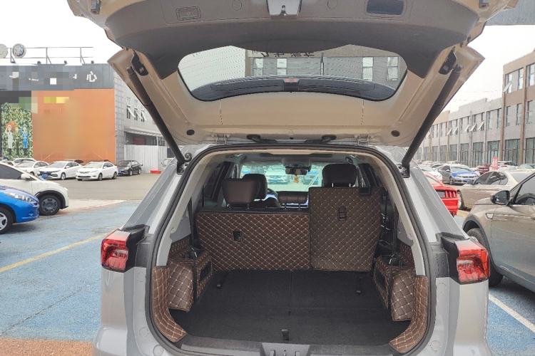 Used Chery Tiggo 8 PRO 2024 Champion Edition 290T Two-Wheel Drive Peak Version 7 Seats Trunk