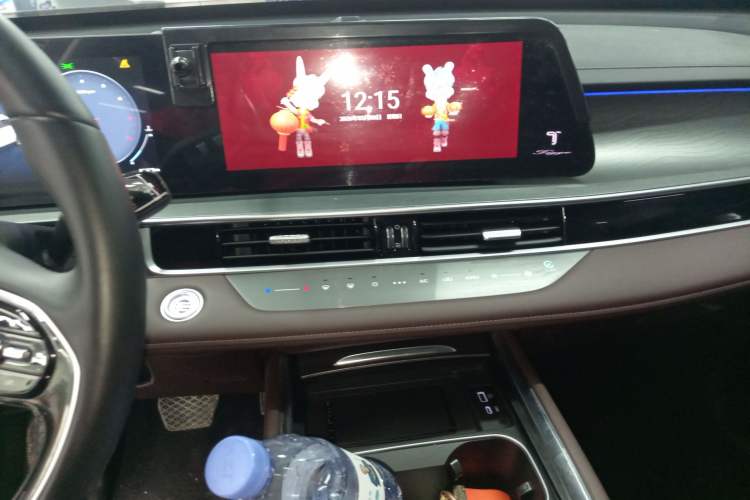 Used Chery Tiggo 8 PRO 2024 Champion Edition 390T Two-Wheel Drive Peak Version 5 Seats Audio And AC Panel