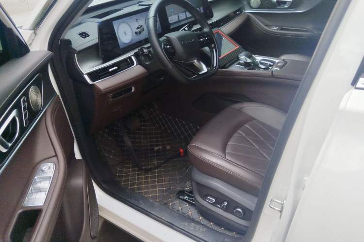 Used Chery Tiggo 8 PRO 2024 Champion Edition 390T Two-Wheel Drive Peak Version 7 Seats Driver Seat