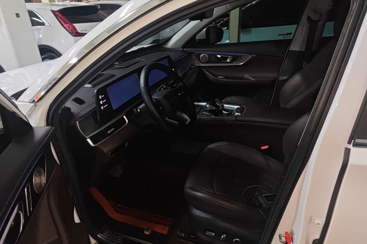Used Chery Tiggo 8 PRO 2024 Champion Edition 390T Two-Wheel Drive Peak Version 5 Seats Driver Seat