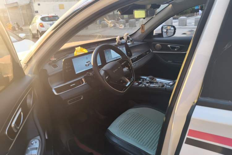 Used Chery Tiggo 8 PRO 2024 Champion Edition 290T Two-Wheel Drive Shining Version 5 Seats Driver Seat