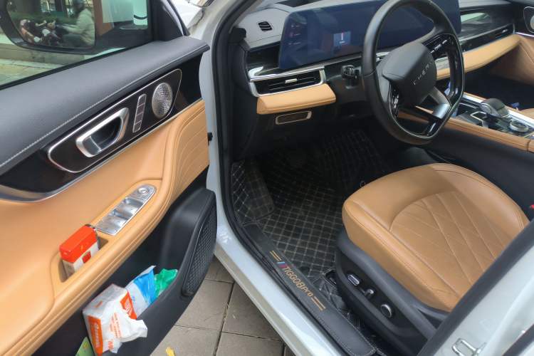 Used Chery Tiggo 8 PRO 2024 Champion Edition 390T Two-Wheel Drive Peak Version 7 Seats Driver Seat