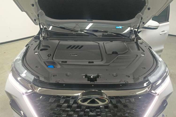 Used Chery Tiggo 8 PRO 2024 Champion Edition 390T Two-Wheel Drive Peak Version 5 Seats Engine Bay