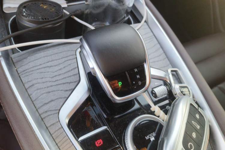 Used Chery Tiggo 8 PRO 2024 Champion Edition 390T Two-Wheel Drive Peak Version 7 Seats Gear Lever