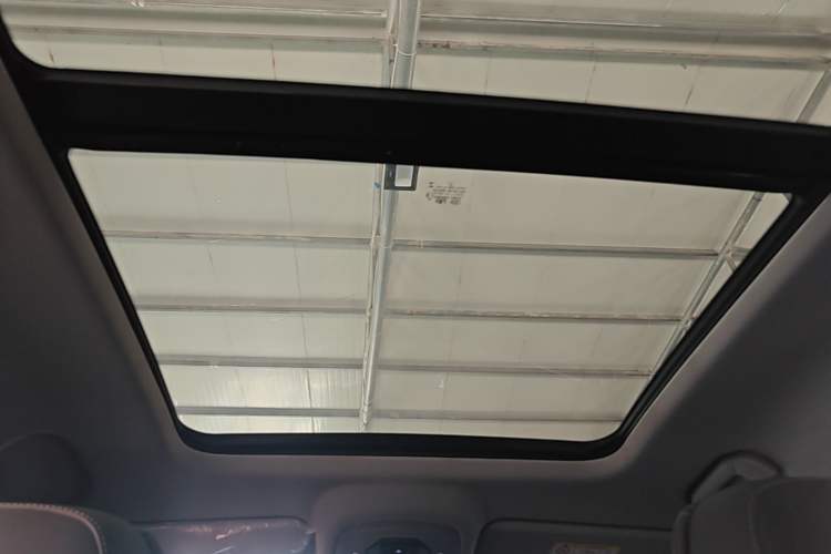 Used Chery Tiggo 8 PRO 2024 Champion Edition 290T Two-Wheel Drive Shining Version 5 Seats Headliner
