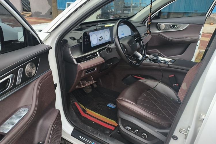 Used Chery Tiggo 8 PRO 2024 Champion Edition 290T Two-Wheel Drive Peak Version 5 Seats Interior 3