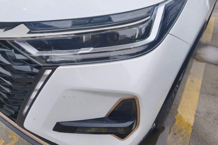 Used Chery Tiggo 8 PRO 2024 Champion Edition 390T Two-Wheel Drive Peak Version 5 Seats Left Front Headlight