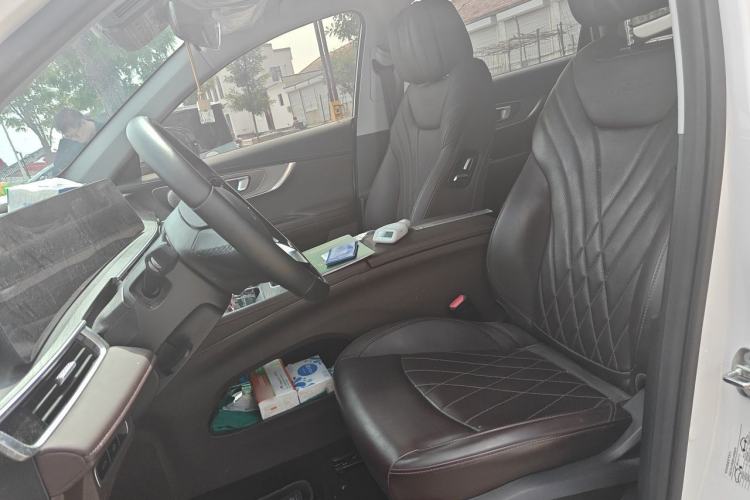 Used Chery Tiggo 8 PRO 2024 Champion Edition 390T Two-Wheel Drive Peak Version 5 Seats Left Front Seat