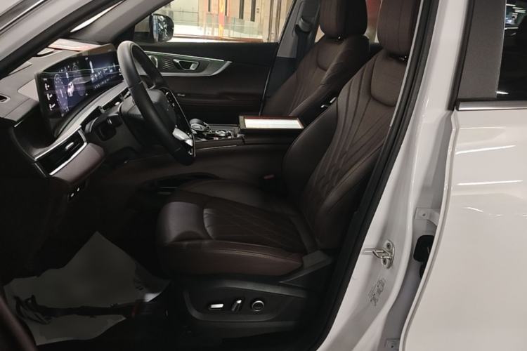 Used Chery Tiggo 8 PRO 2024 Champion Edition 290T Two-Wheel Drive Peak Version 5 Seats Left Front Seat
