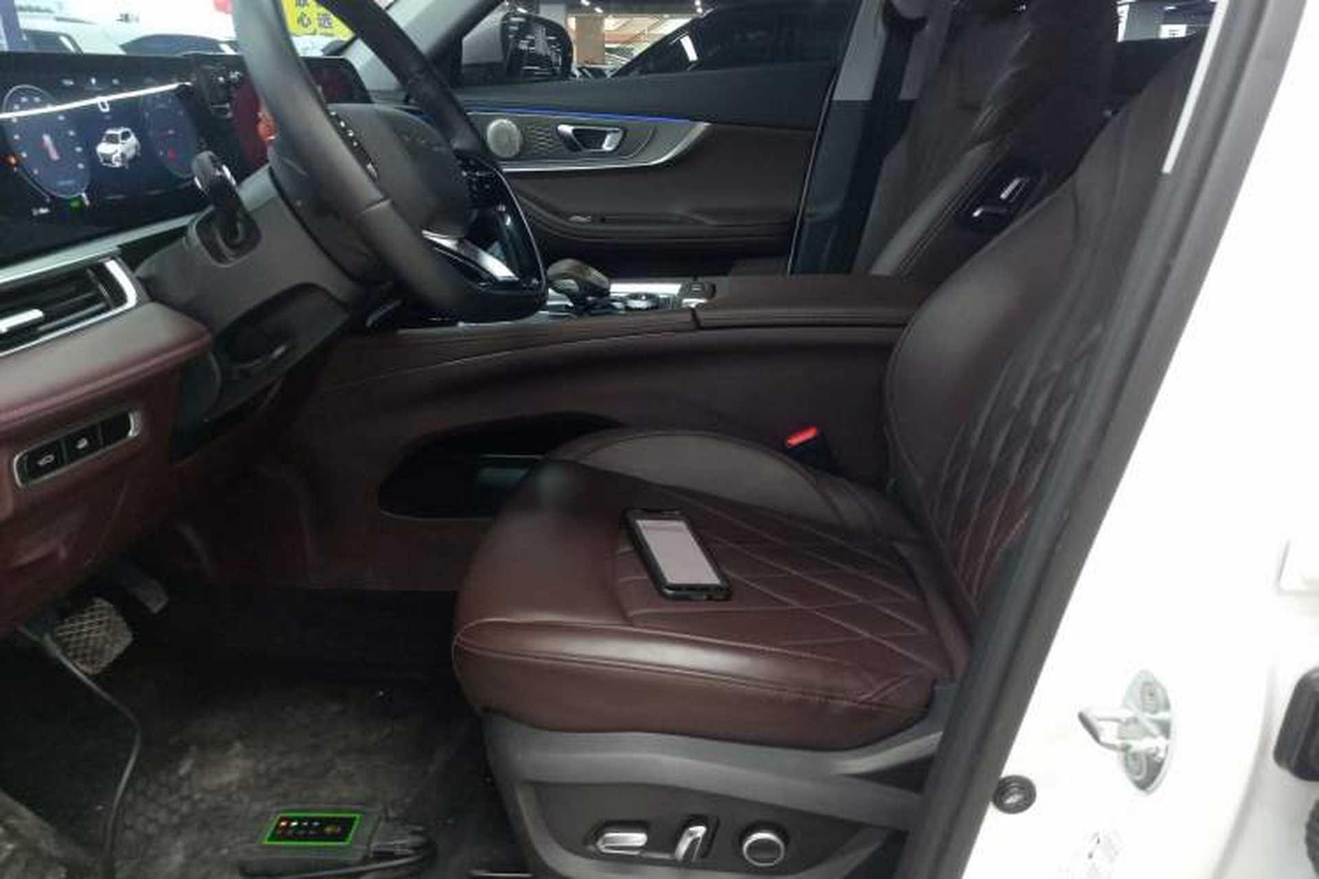 Used Chery Tiggo 8 PRO 2024 Champion Edition 390T Two-Wheel Drive Peak Version 5 Seats Left Front Seat