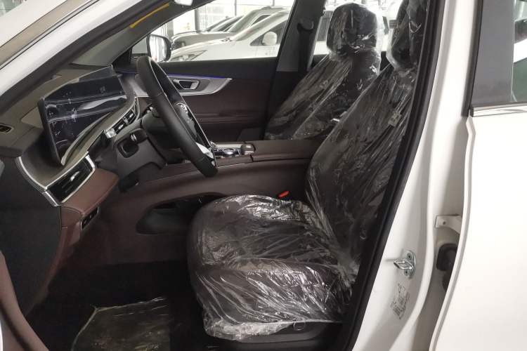 Used Chery Tiggo 8 PRO 2024 Champion Edition 390T Two-Wheel Drive Aoshi Version 5 Seats Left Front Seat