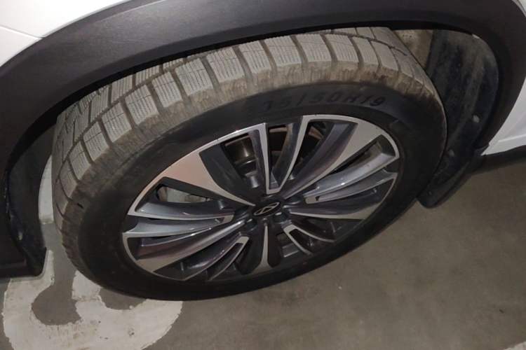 Used Chery Tiggo 8 PRO 2024 Champion Edition 390T Two-Wheel Drive Peak Version 5 Seats Left Front Wheel Hub