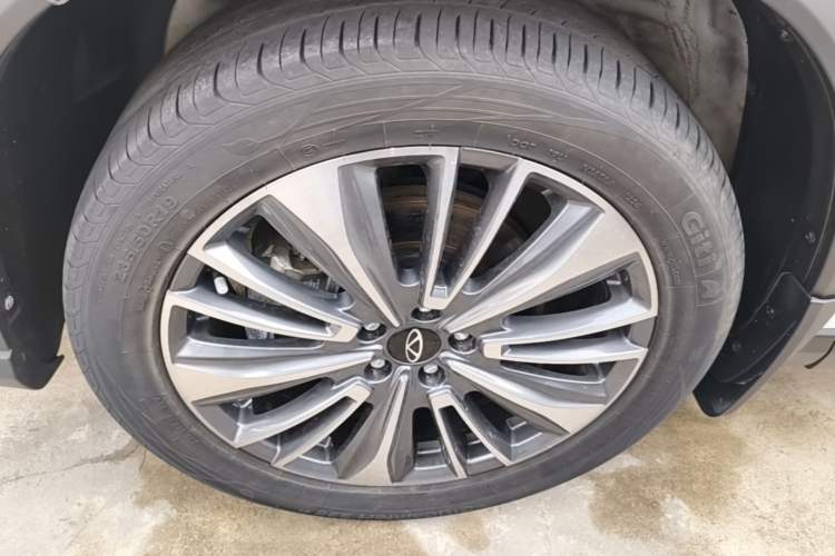 Used Chery Tiggo 8 PRO 2024 Champion Edition 390T Two-Wheel Drive Peak Version 5 Seats Left Front Wheel Hub
