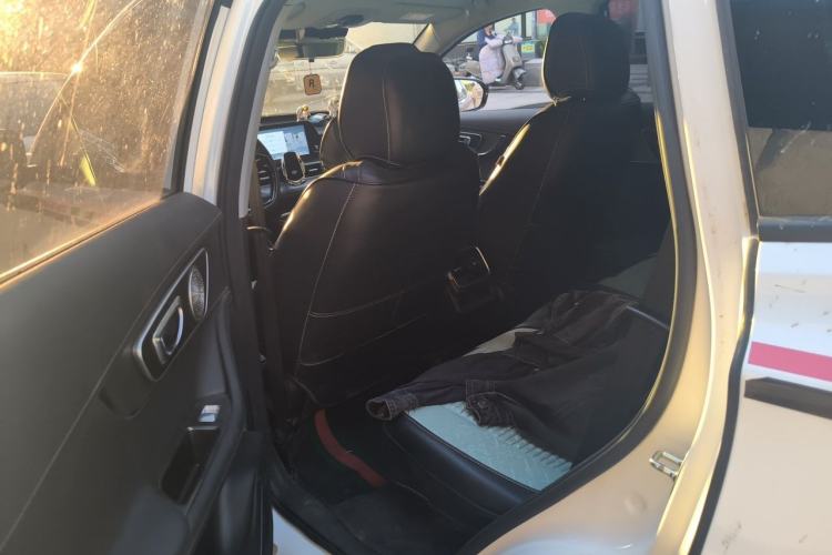 Used Chery Tiggo 8 PRO 2024 Champion Edition 290T Two-Wheel Drive Shining Version 5 Seats Left Rear Seat