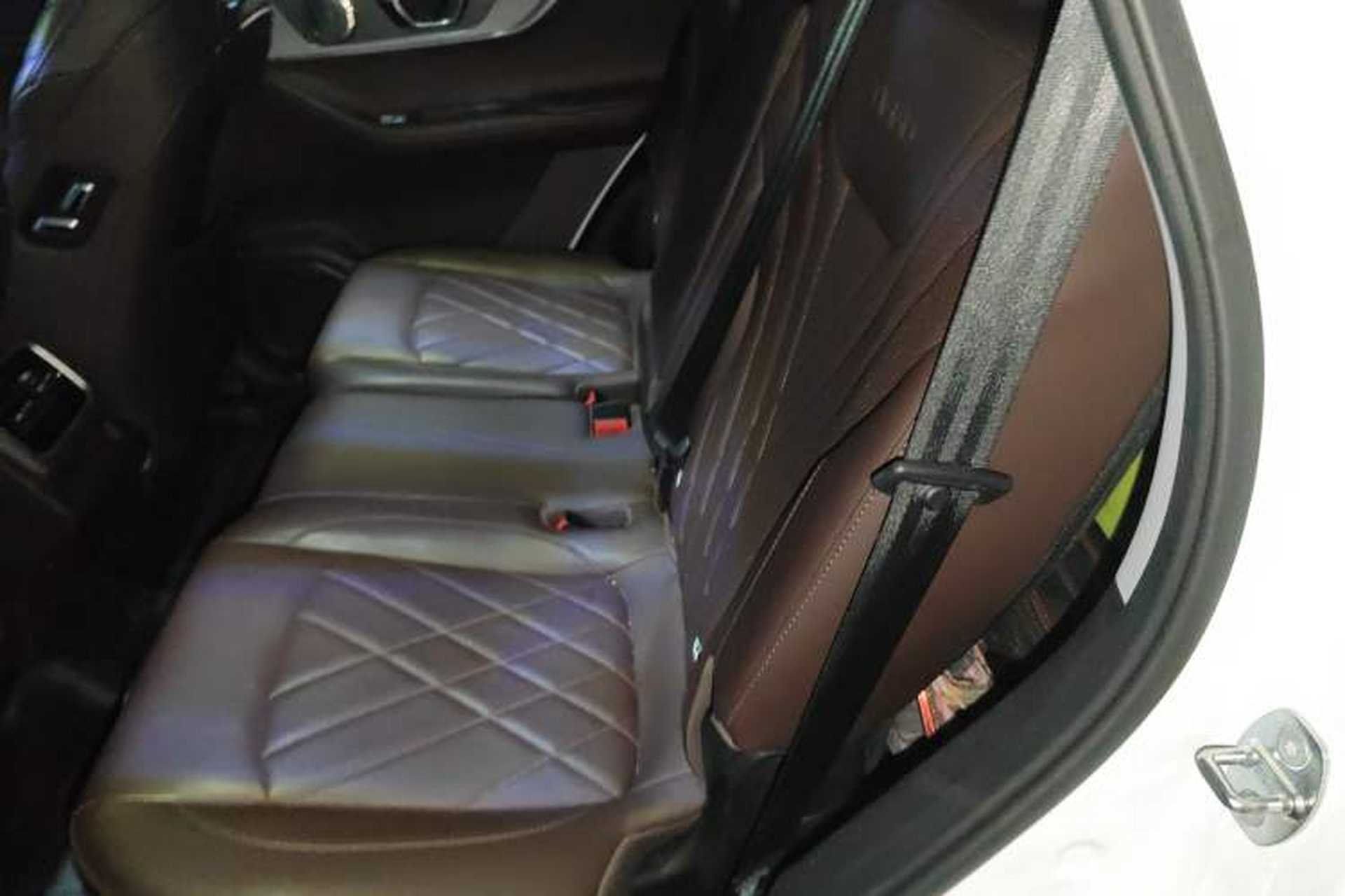 Used Chery Tiggo 8 PRO 2024 Champion Edition 390T Two-Wheel Drive Peak Version 7 Seats Left Rear Seat