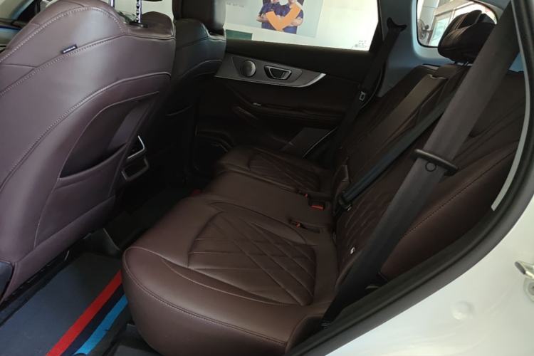Used Chery Tiggo 8 PRO 2024 Champion Edition 390T Two-Wheel Drive Peak Version 7 Seats Left Rear Seat