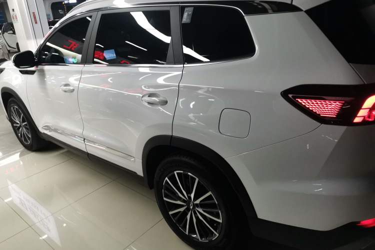 Used Chery Tiggo 8 PRO 2024 Champion Edition 290T Two-Wheel Drive Peak Version 5 Seats Left Side