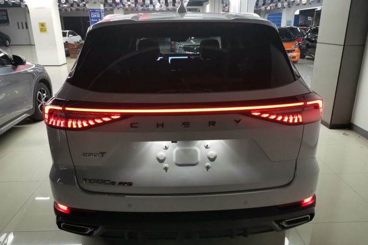 Used Chery Tiggo 8 PRO 2024 Champion Edition 290T Two-Wheel Drive Peak Version 5 Seats Rear