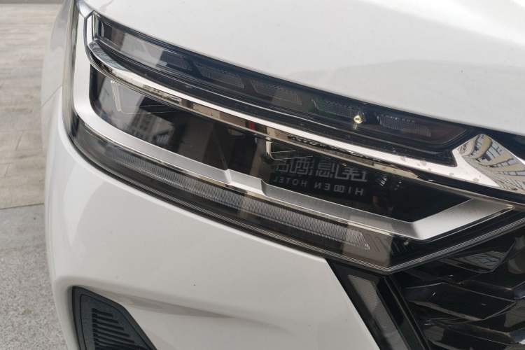 Used Chery Tiggo 8 PRO 2024 Champion Edition 290T Two-Wheel Drive Peak Version 5 Seats Right Front Headlight