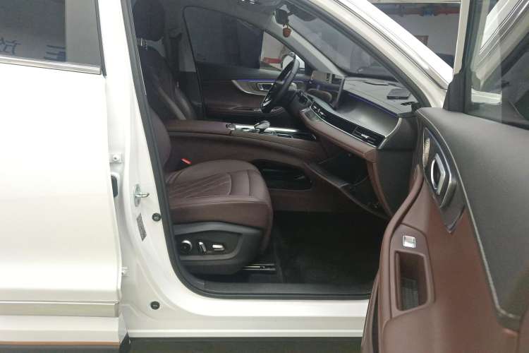 Used Chery Tiggo 8 PRO 2024 Champion Edition 390T Two-Wheel Drive Peak Version 5 Seats Right Front Seat