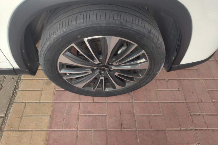 Used Chery Tiggo 8 PRO 2024 Champion Edition 390T Two-Wheel Drive Peak Version 5 Seats Right Front Wheel Hub