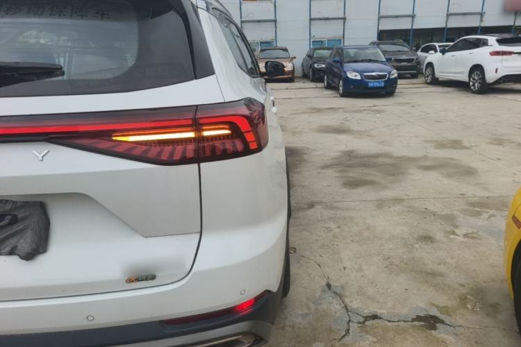 Used Chery Tiggo 8 PRO 2024 Champion Edition 290T Two-Wheel Drive Shining Version 5 Seats Right Rear Taillight