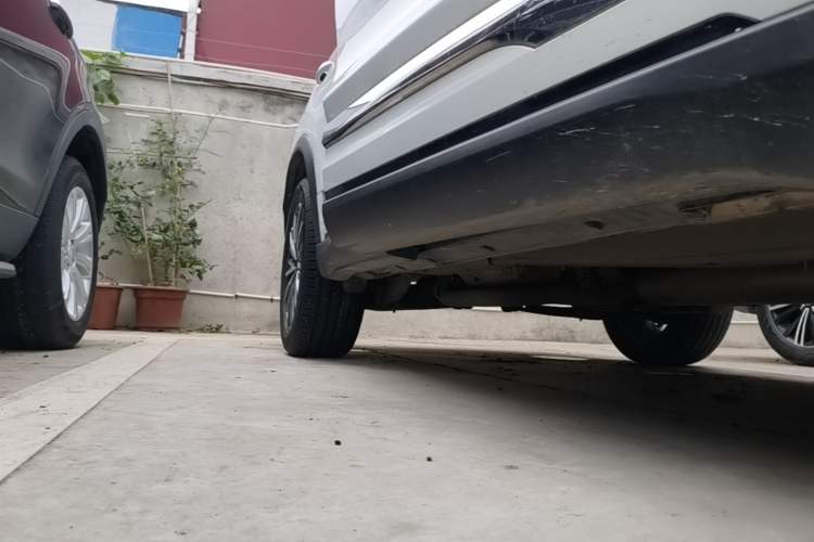 Used Chery Tiggo 8 PRO 2024 Champion Edition 290T Two-Wheel Drive Shining Version 7 Seats Right Side Sill