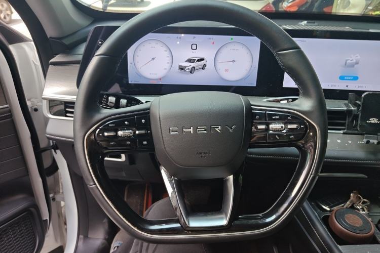 Used Chery Tiggo 8 PRO 2024 Champion Edition 290T Two-Wheel Drive Shining Version 5 Seats Steering Wheel