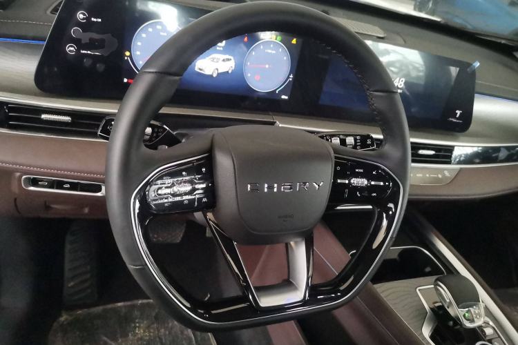 Used Chery Tiggo 8 PRO 2024 Champion Edition 390T Two-Wheel Drive Aoshi Version 5 Seats Steering Wheel