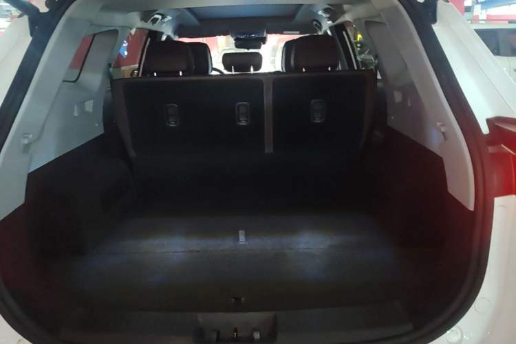 Used Chery Tiggo 8 PRO 2024 Champion Edition 390T Two-Wheel Drive Peak Version 5 Seats Trunk