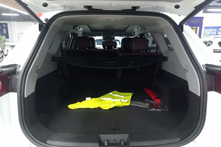 Used Chery Tiggo 8 PRO 2024 Champion Edition 390T Two-Wheel Drive Peak Version 5 Seats Trunk