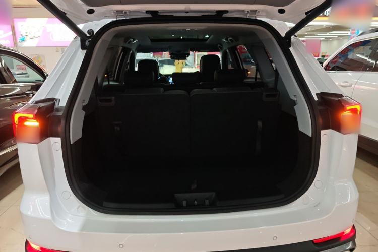 Used Chery Tiggo 8 PRO 2024 Champion Edition 290T Two-Wheel Drive Shining Version 7 Seats Trunk